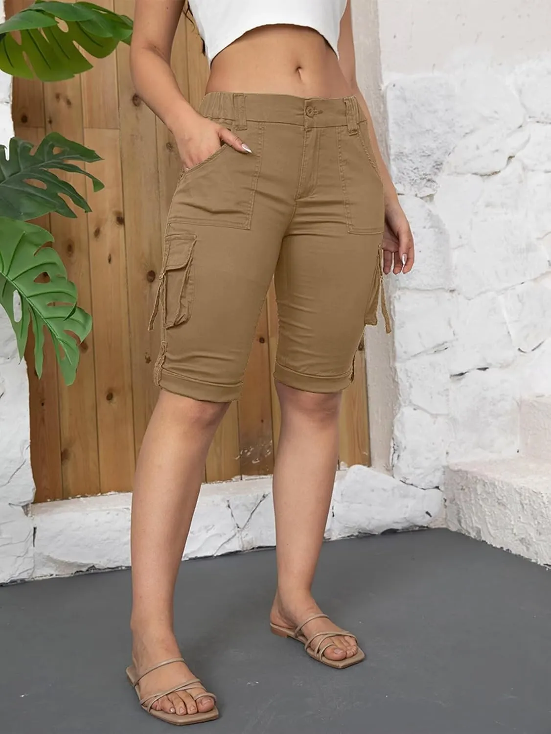 Flamingals Hiking Shorts for Women Flap Pocket Design Bermuda Cargo Shorts 2025 Trendy