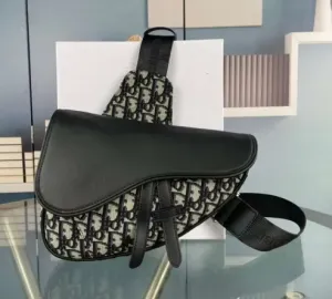 Iconic Bags for a Chic Look - 6913