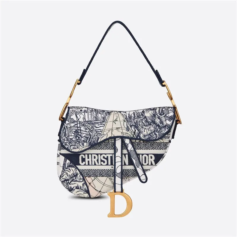 Iconic Bags for a Chic Look - DOR - 6161