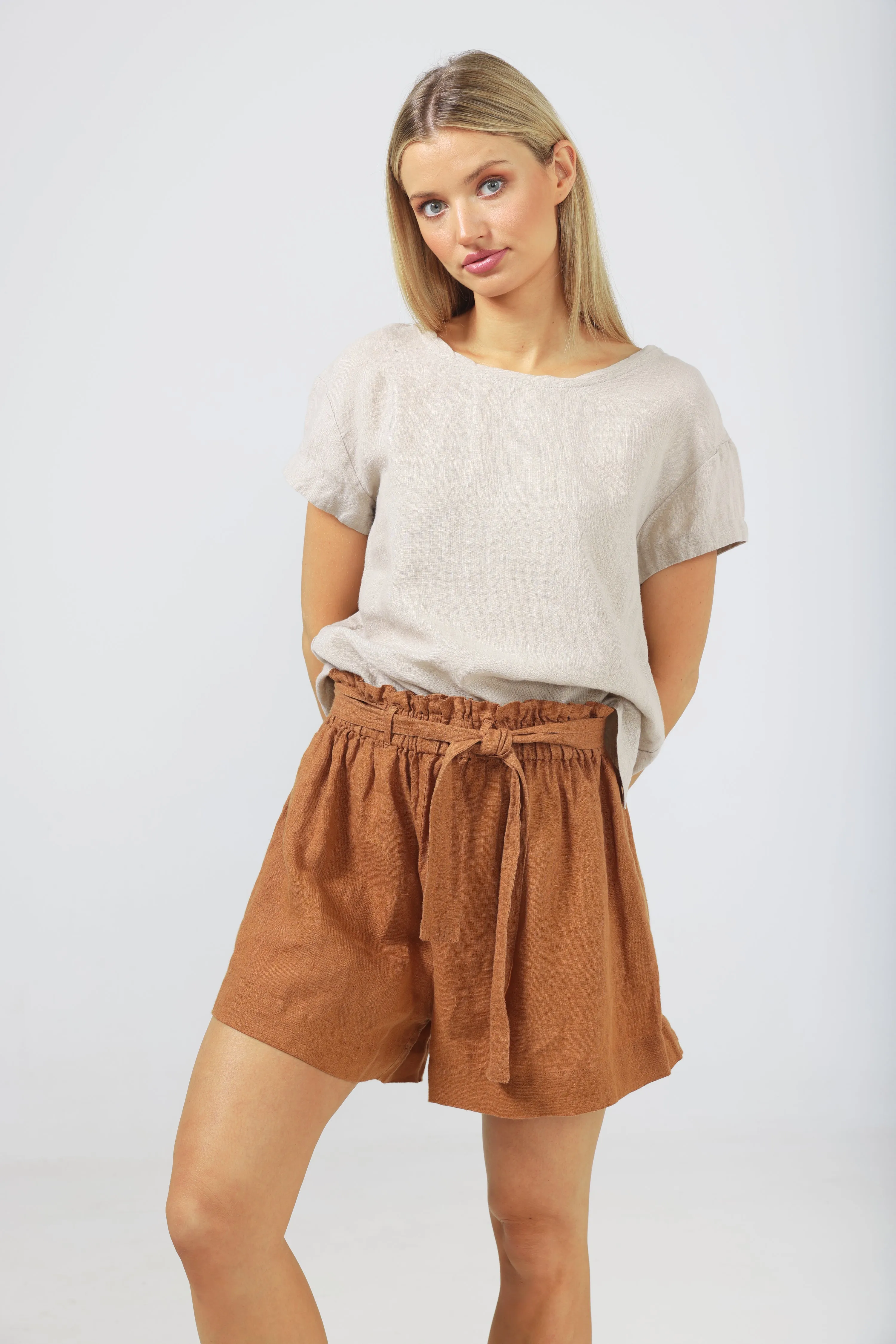 Natalia Shorts in Tan Linen