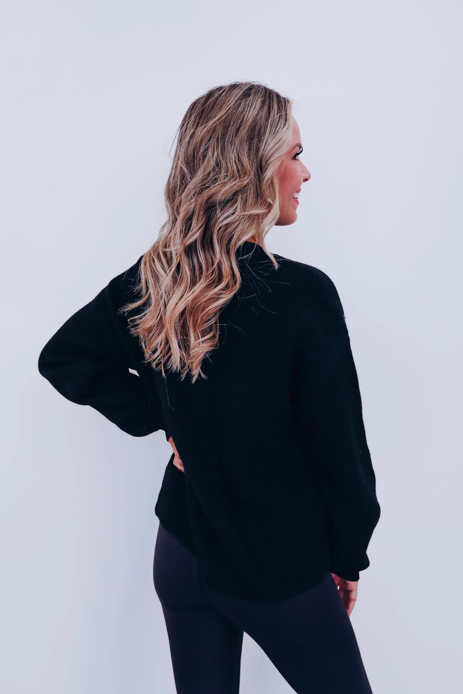 Ry Rhinestone Cropped Sweater - Black