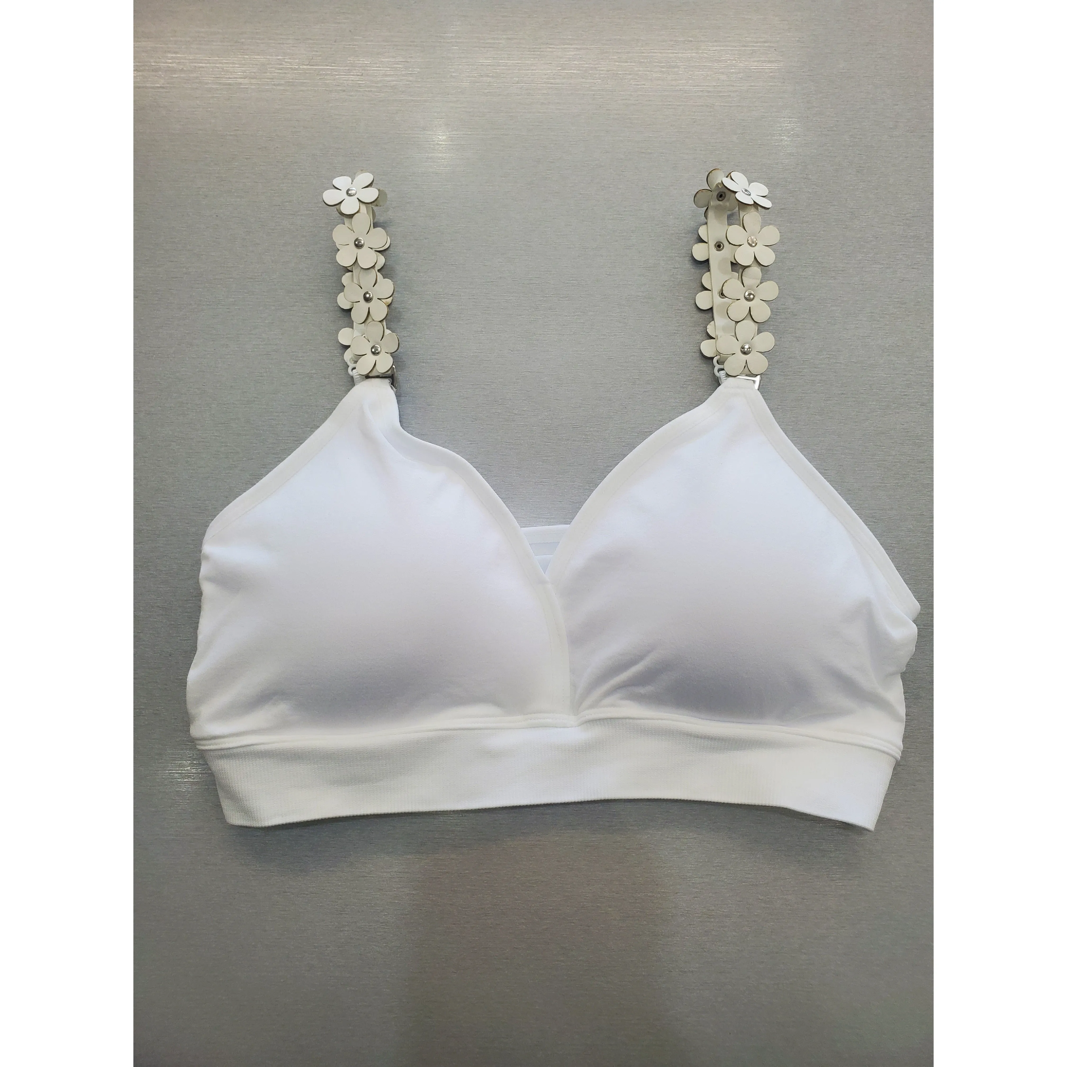 Strap Its Bras with Interchangeable Straps