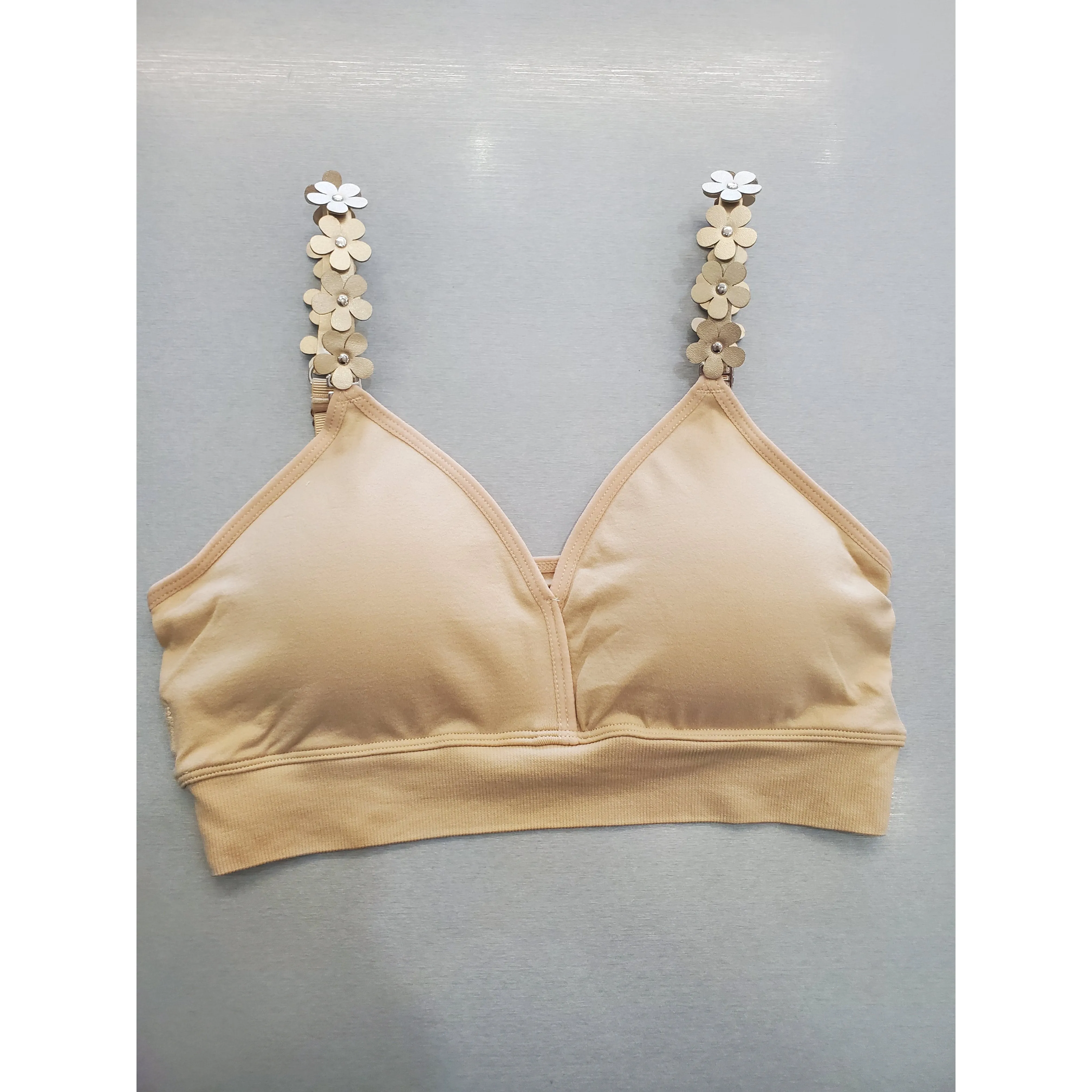 Strap Its Bras with Interchangeable Straps