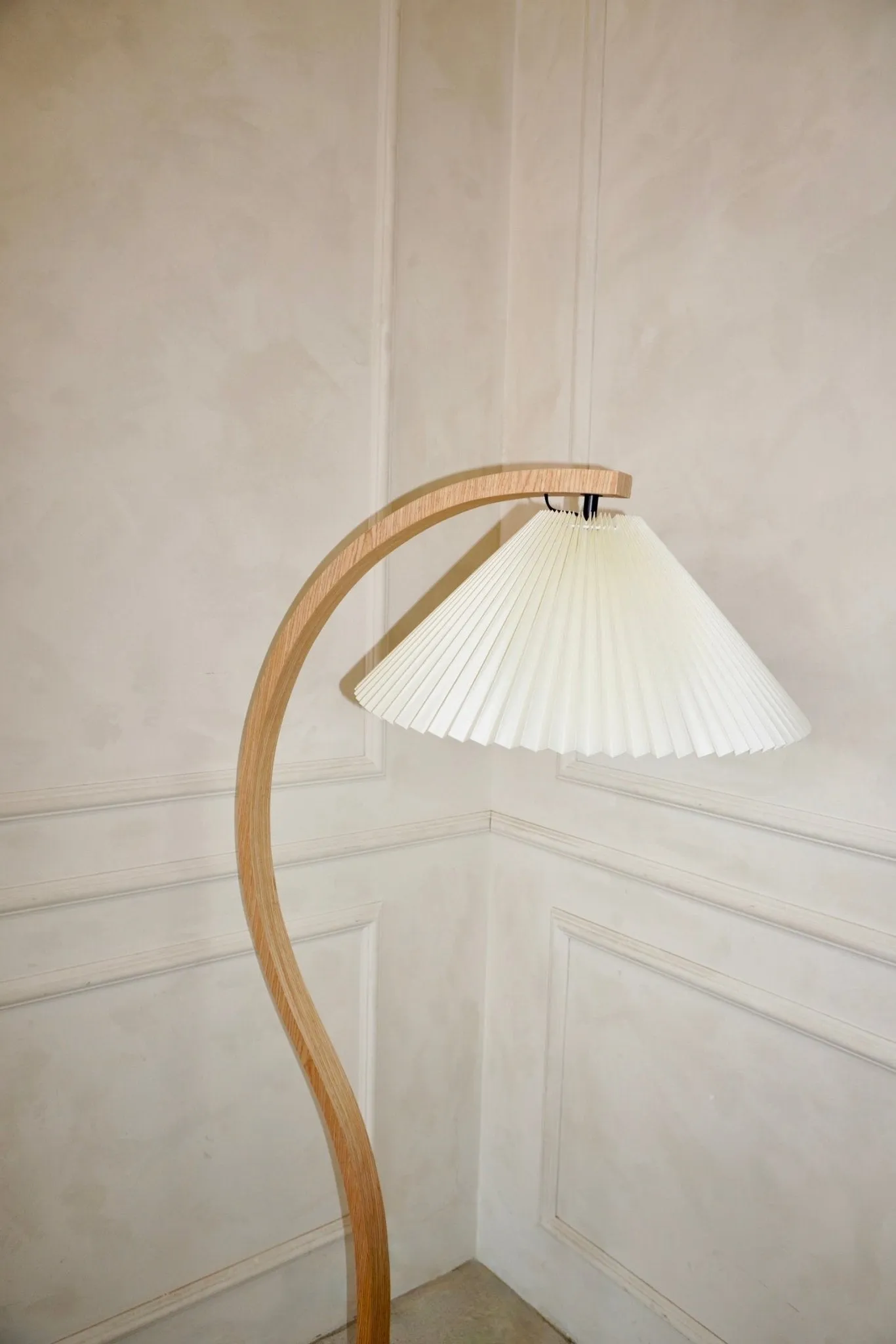 Tove Floor Lamp